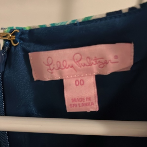 Lilly Pulitzer dress with shorts under - Picture 3 of 3